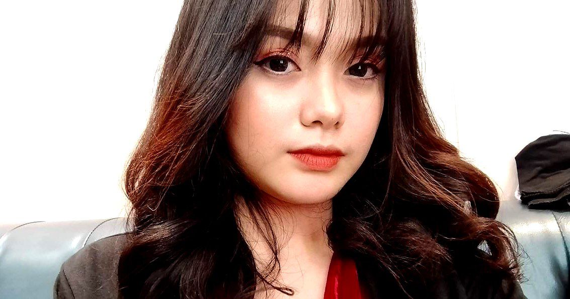 Họ đã nện cô bạn gái hoa khôi của tôi ngay trước mắt tôi!!